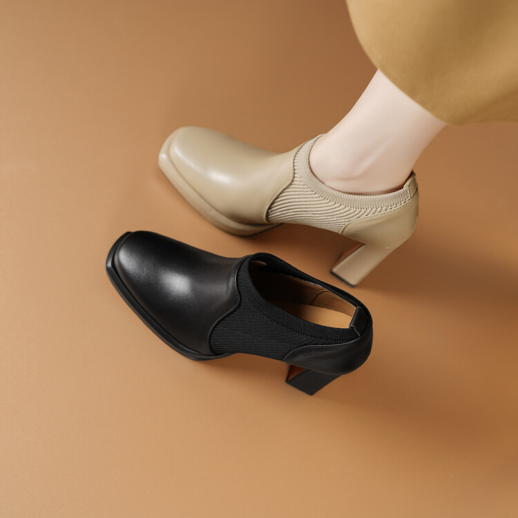 Deep Mouth Mary Jane Shoes with Block Heel - Image 3